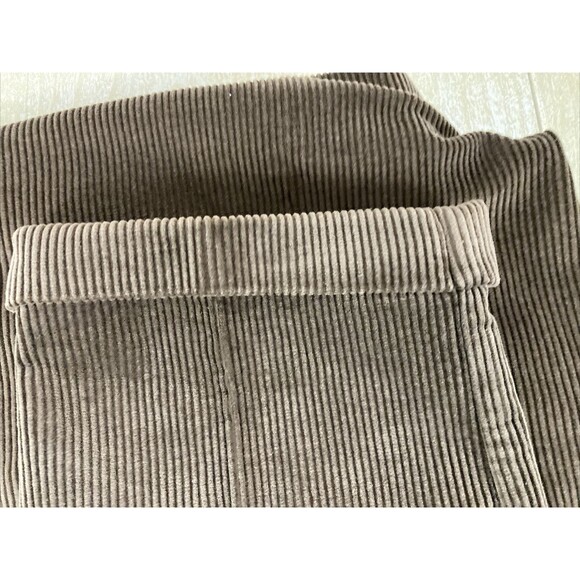 Jos A Bank Pants Men's 36 x 29 Brown Corduroy Pants Pleated and Cuffed - Picture 7 of 7